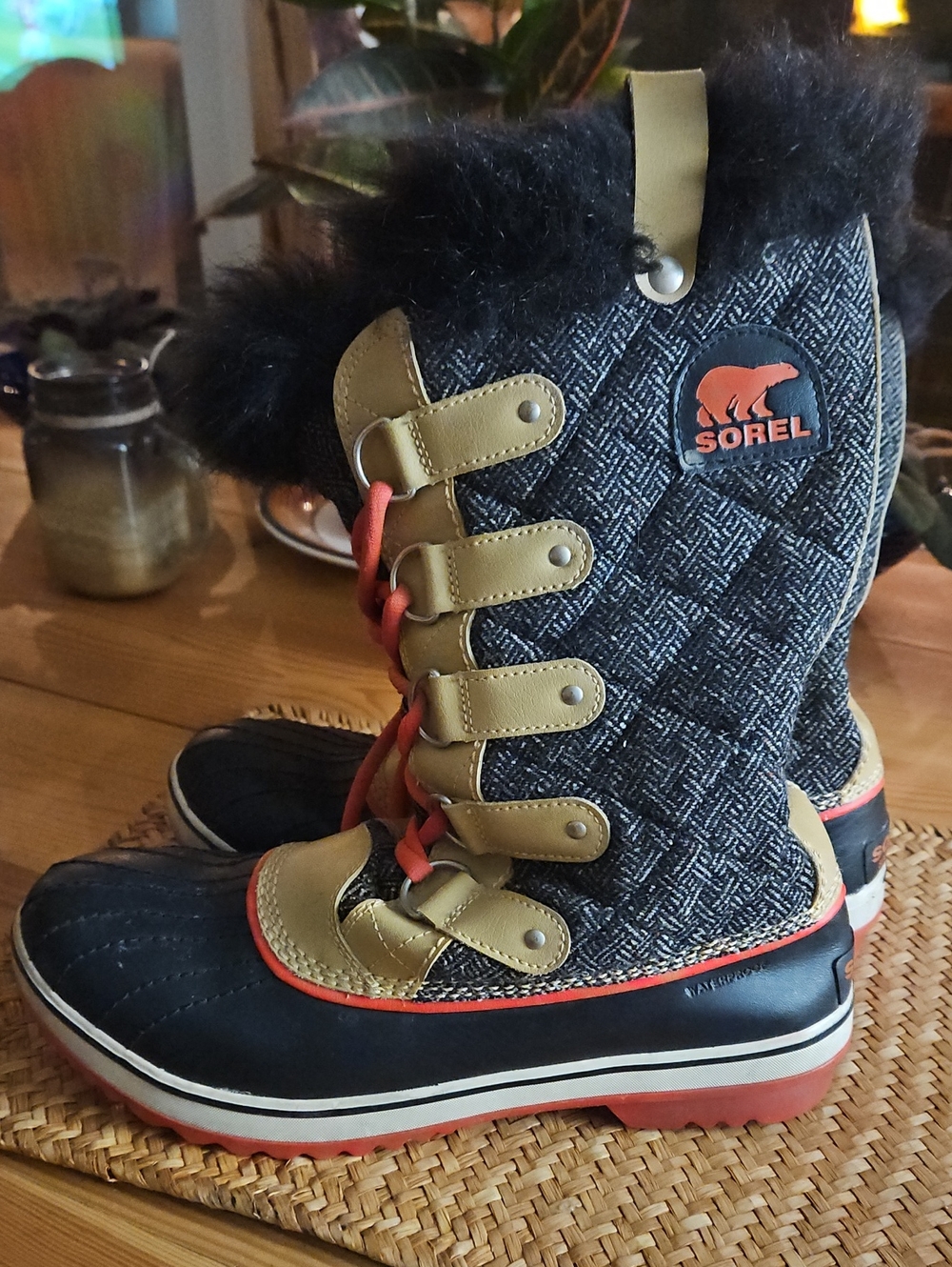 Sorel Joan Of Arctic Boots